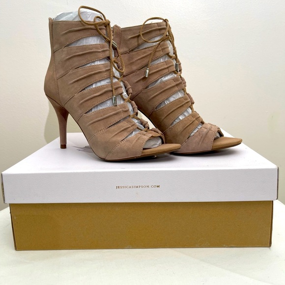 Jessica Simpson - Mahiri Suede Sandal, Color - Totally Taupe, Size 7 - Picture 7 of 7